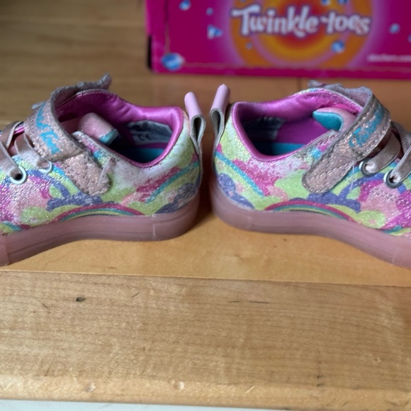 Sketchers twinkle toes shoes (toddler) - Picture 2 of 6